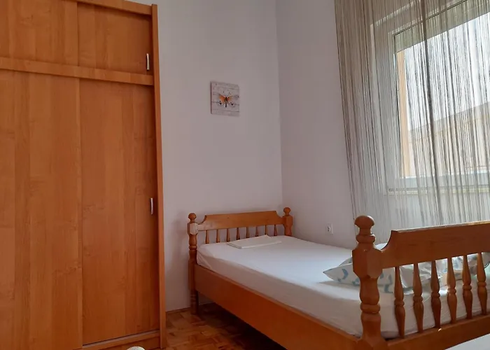 With Parking Space Pag - 6542