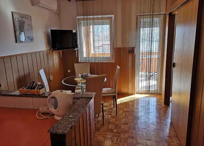 With Parking Space Pag - 6542