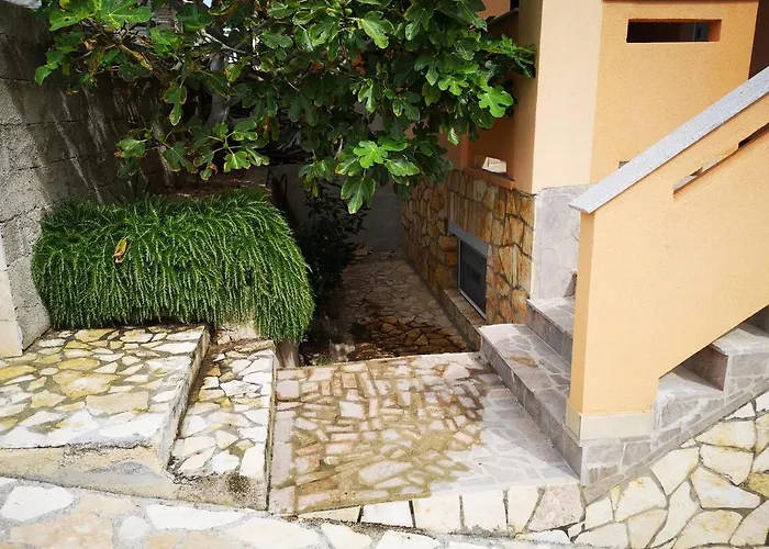 With Parking Space Pag - 6542 Pag Town